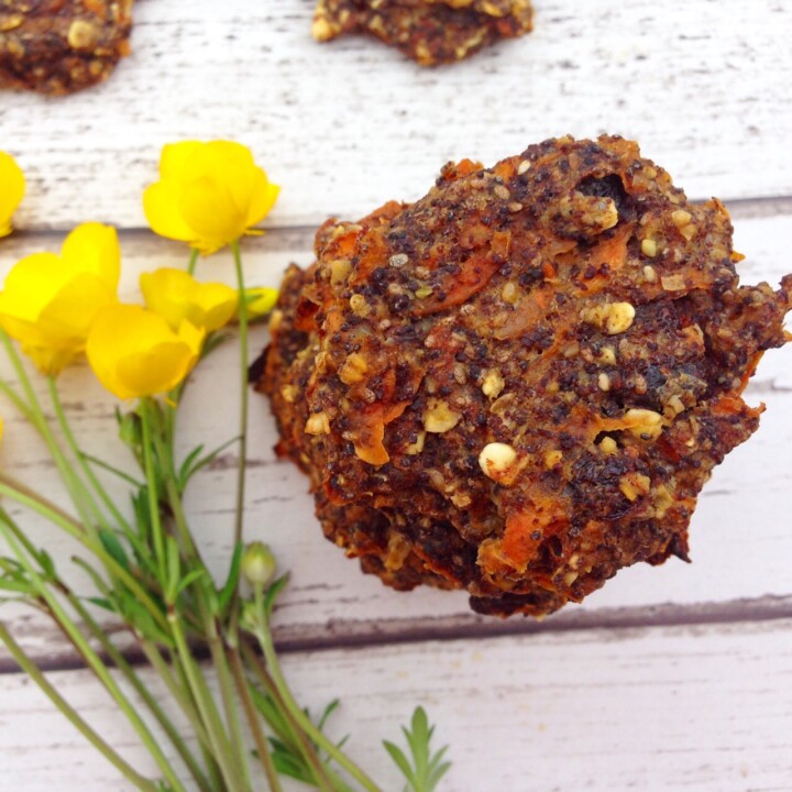 Carrot and poppy seed cookies