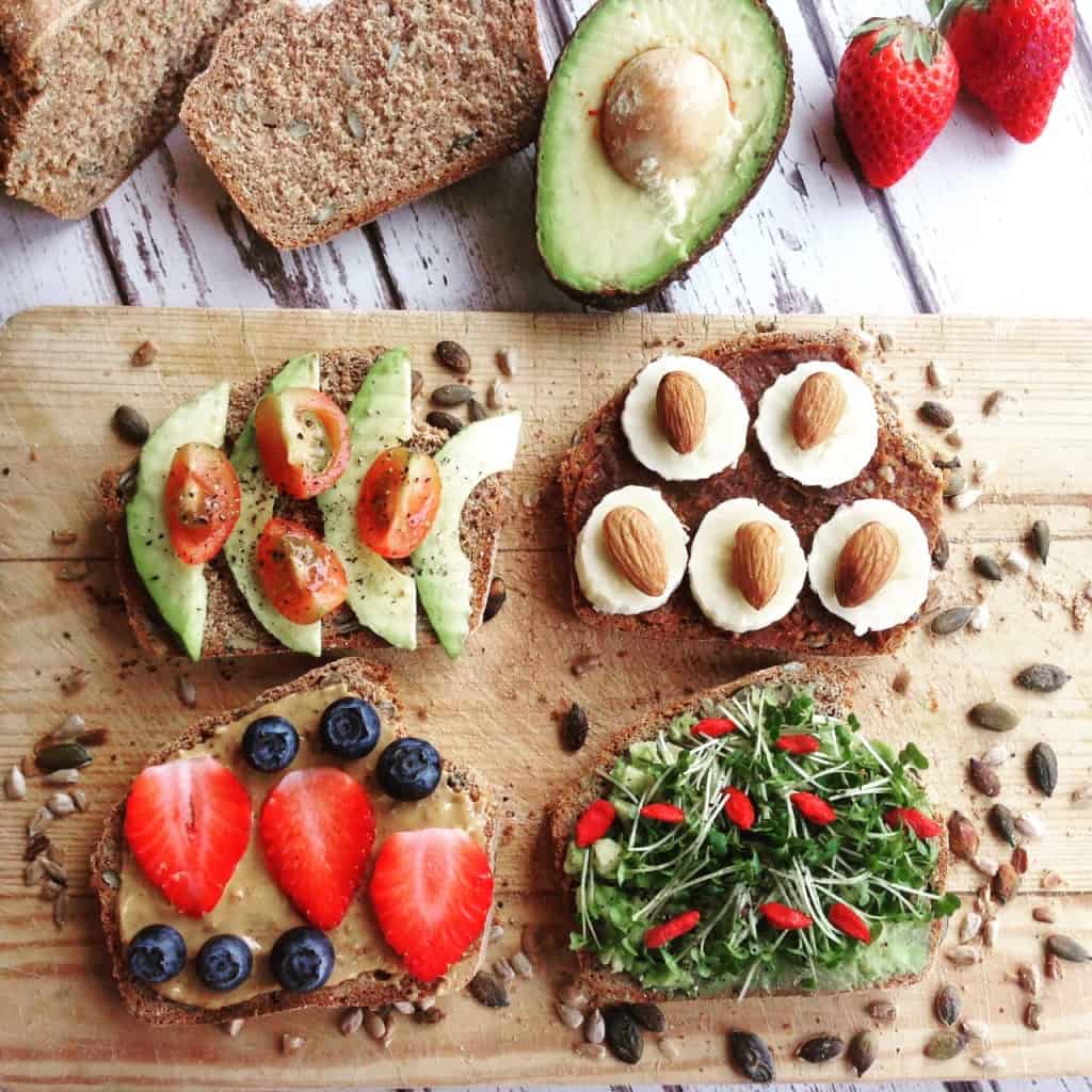 Clean eating homemade bread recipe which is easy, quick and friendly for your waist. The kids love it too so get them involved #cleaneating #vegan #healthy
