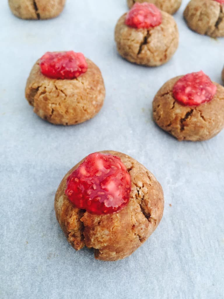 Healthy Peanut Butter Cookies with Chia Jam - Image 6