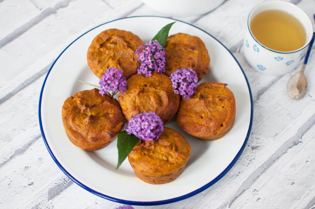 Clean eating pumpkin muffin recipe with no refined sugar, artificial sweeteners or dairy is a tasty and healthy alternative to sugary shop bought muffins #vegan #vegetarian #healthy #dairyfree