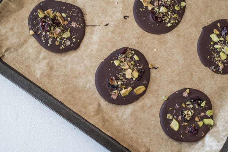 3 ingredient chocolate discs recipe - Hedi Hearts