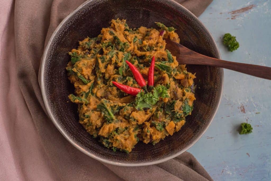 Sweet potatoes and kale – healthy eating doesn’t get healthier than this, so if you are giving January a healthy kick then this sweet potato kale mash is IT if you need a tasty, nourishing, filling main or side dish #vegan #dairyfree #glutenfree #veggie #cleaneating