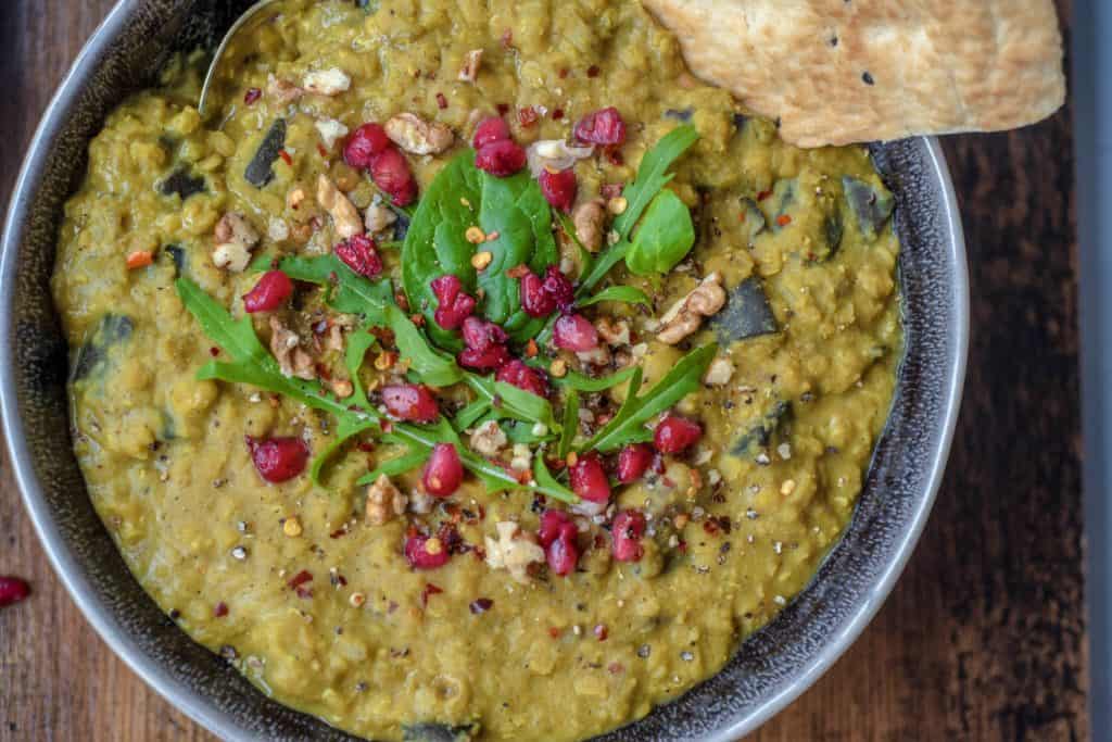 Easy aubergine and lentil dhal is a quick recipe perfect for those evenings when you want some tasty comfort food and you want it NOW! Vegan & gluten free! #veganrecipes #cleaneatingrecipes #cleaneating #cleanvegan #cleanvegetarian #healthyvegan #healthydinner #easydinner #cleanrecipes