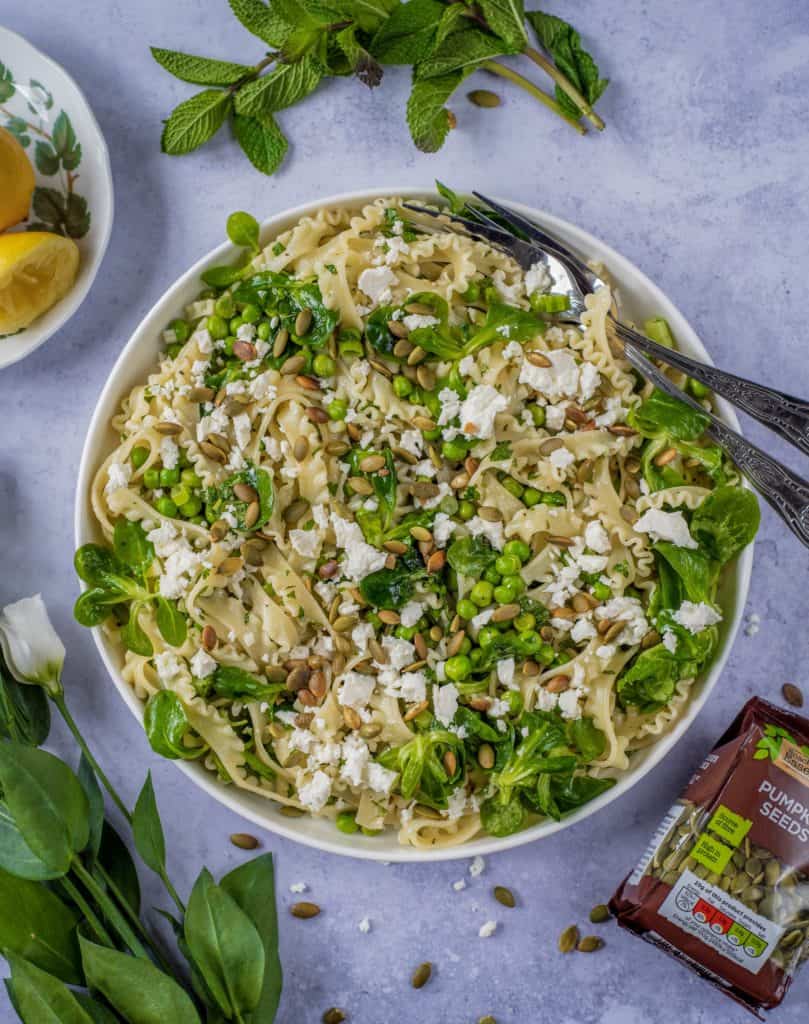 Easy Spring Pasta Salad recipe ready in under 30 minutes. Warm or cool it is an incredibly simple dish that satisfies even the fussiest belly #healthyrecipes #easyrecipes #eatseasonal #pastasalad