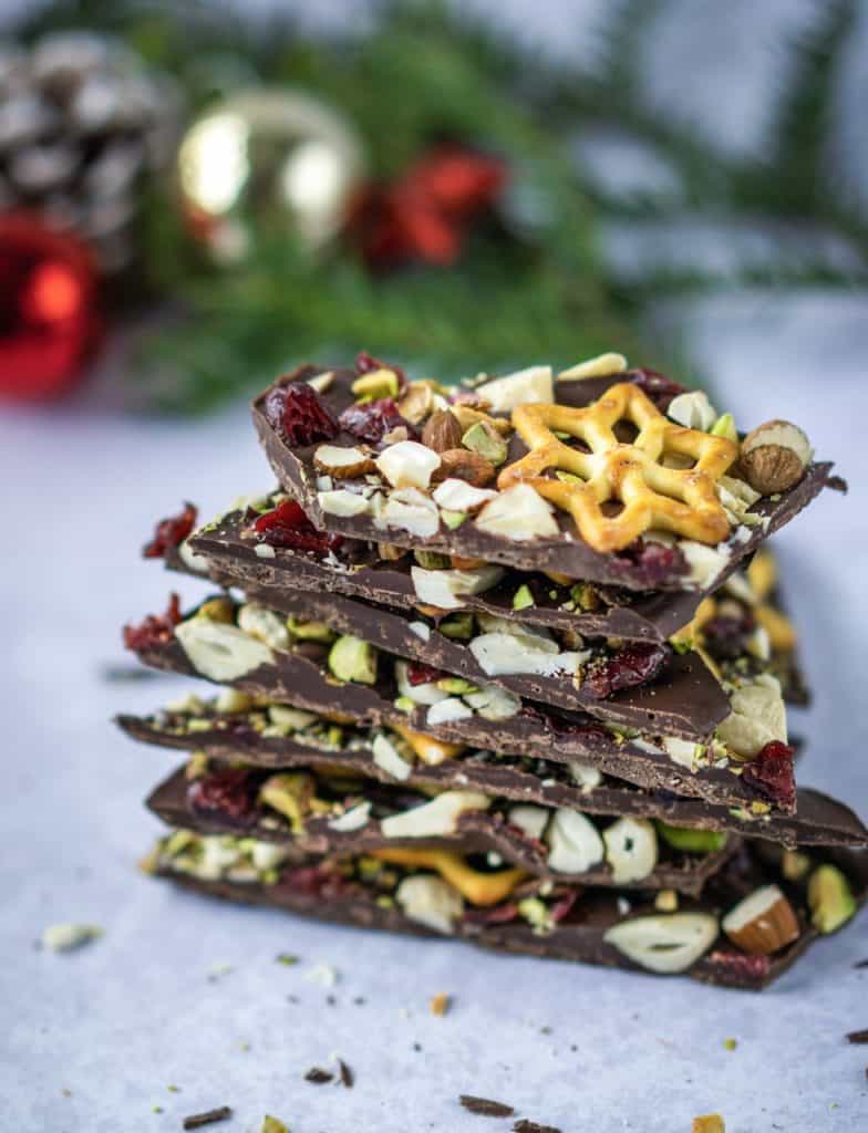 Festive Chocolate Bark is a delicious treat to give or to eat this Christmas. No need to make a batch of cookies when you can whip up some chocolate bark #christmasrecipes #chocolatebark 