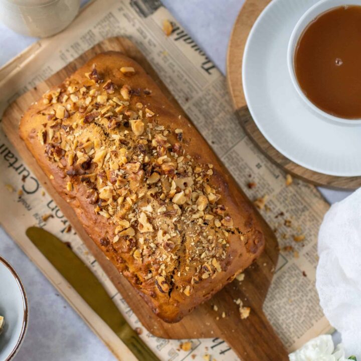 Earl Grey Tea Cake recipe which is easy, moist, and full of flavour. Naturally vegan and healthy, this is the best afternoon tea treat!