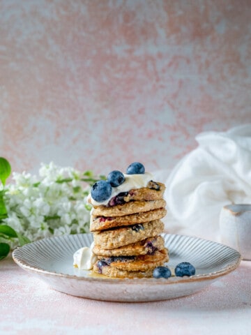 Easy Blueberry Pancakes made entirely in a blender with only 4 ingredients. Delicious, healthy, completely vegan and gluten-free too.